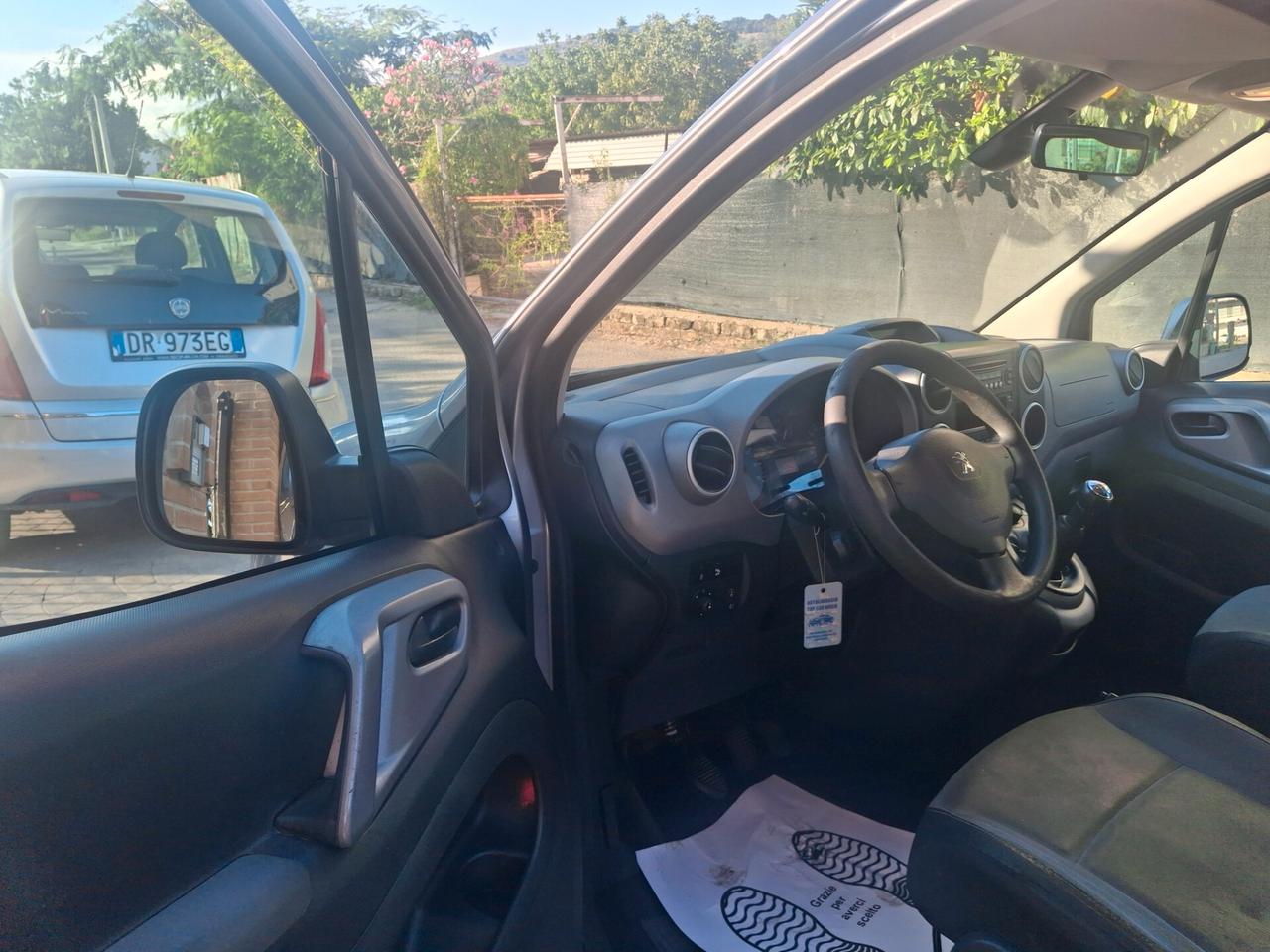 Peugeot Partner Tepee BlueHDi 100 Active 5 posti