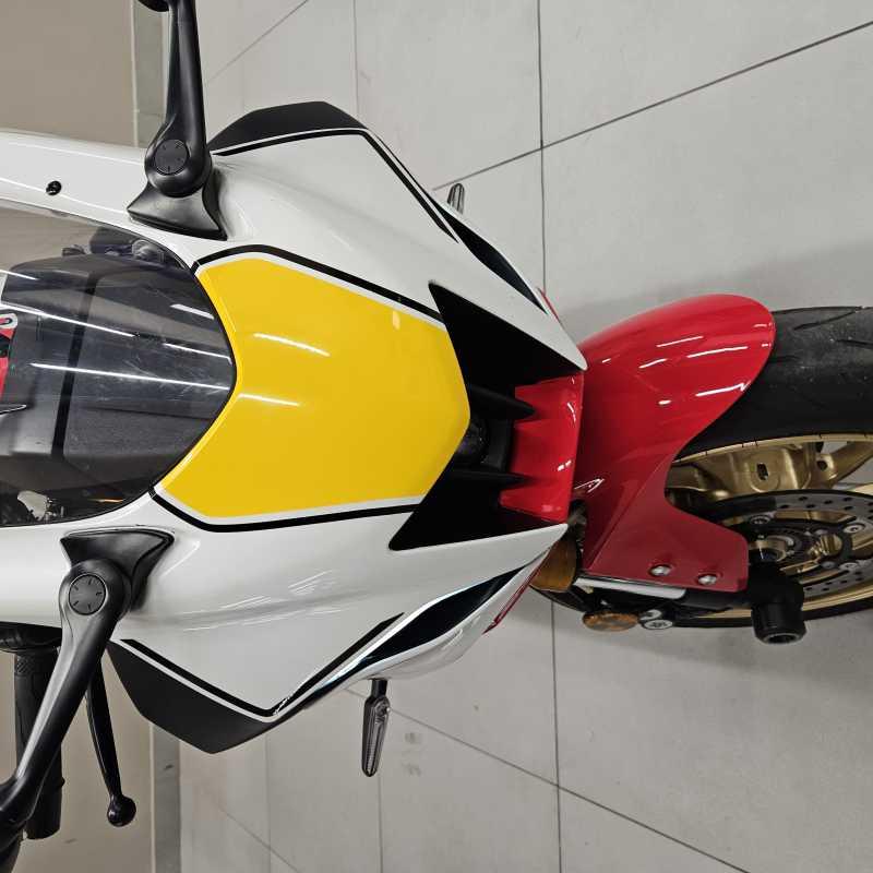 Yamaha YZF R7 World GP 60th Anniversary - 2023