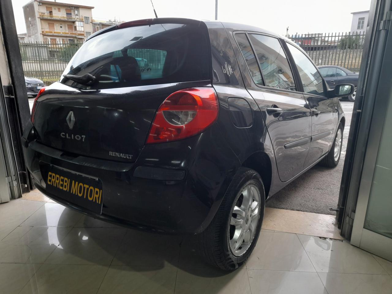 Renault Clio 1.2 5 porte Le Iene