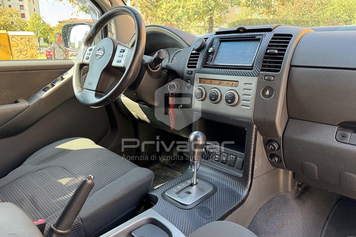 NISSAN Pathfinder 2.5 dCi SE