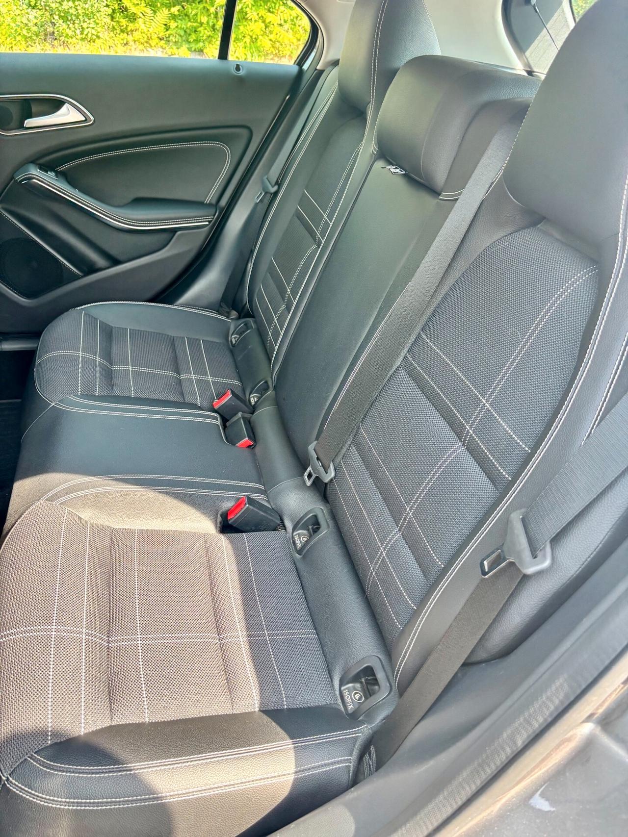 Mercedes-benz A 200 d Automatic Sport