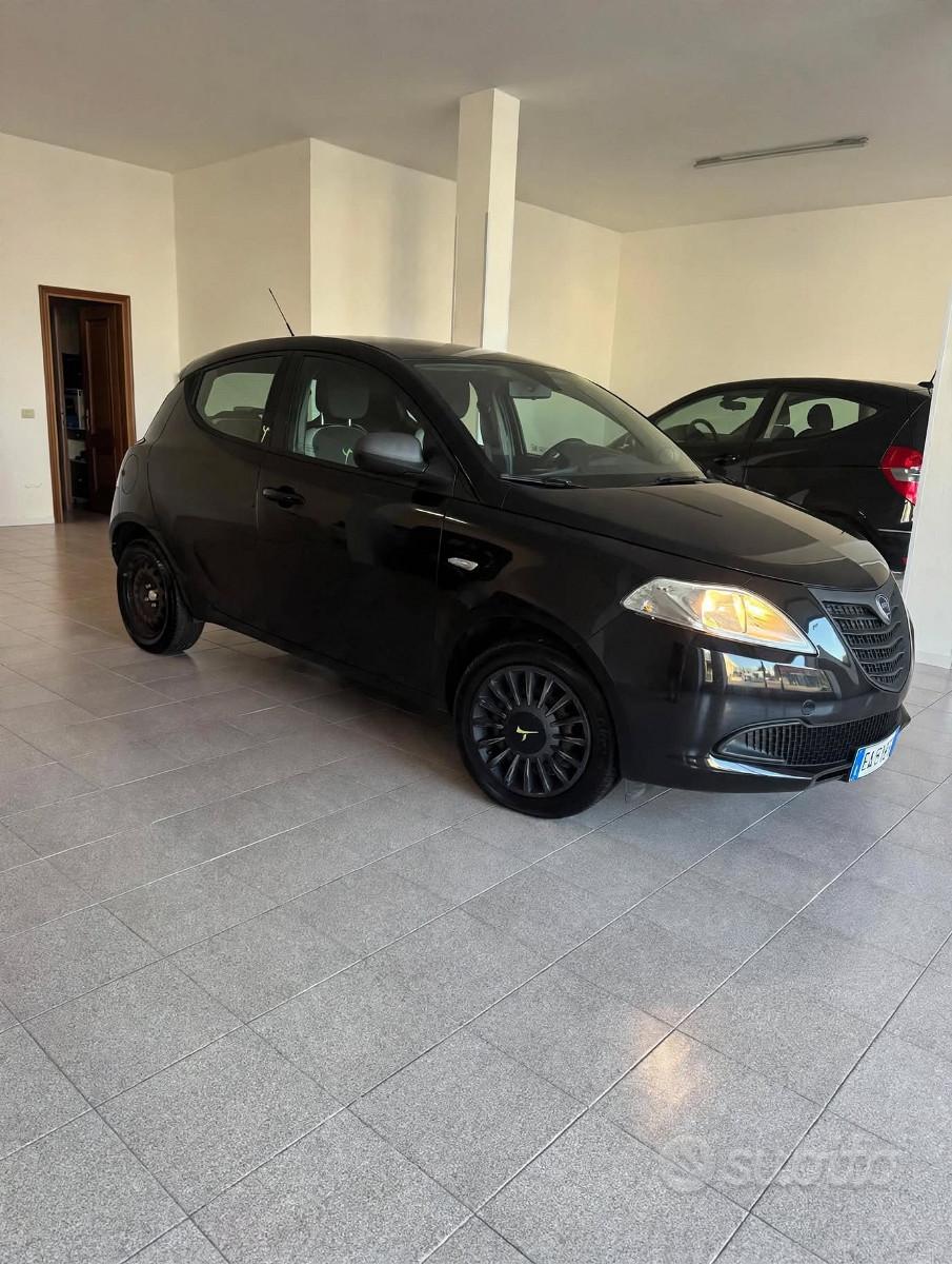Lancia ypsilon.1.2 Elefantino 86.700