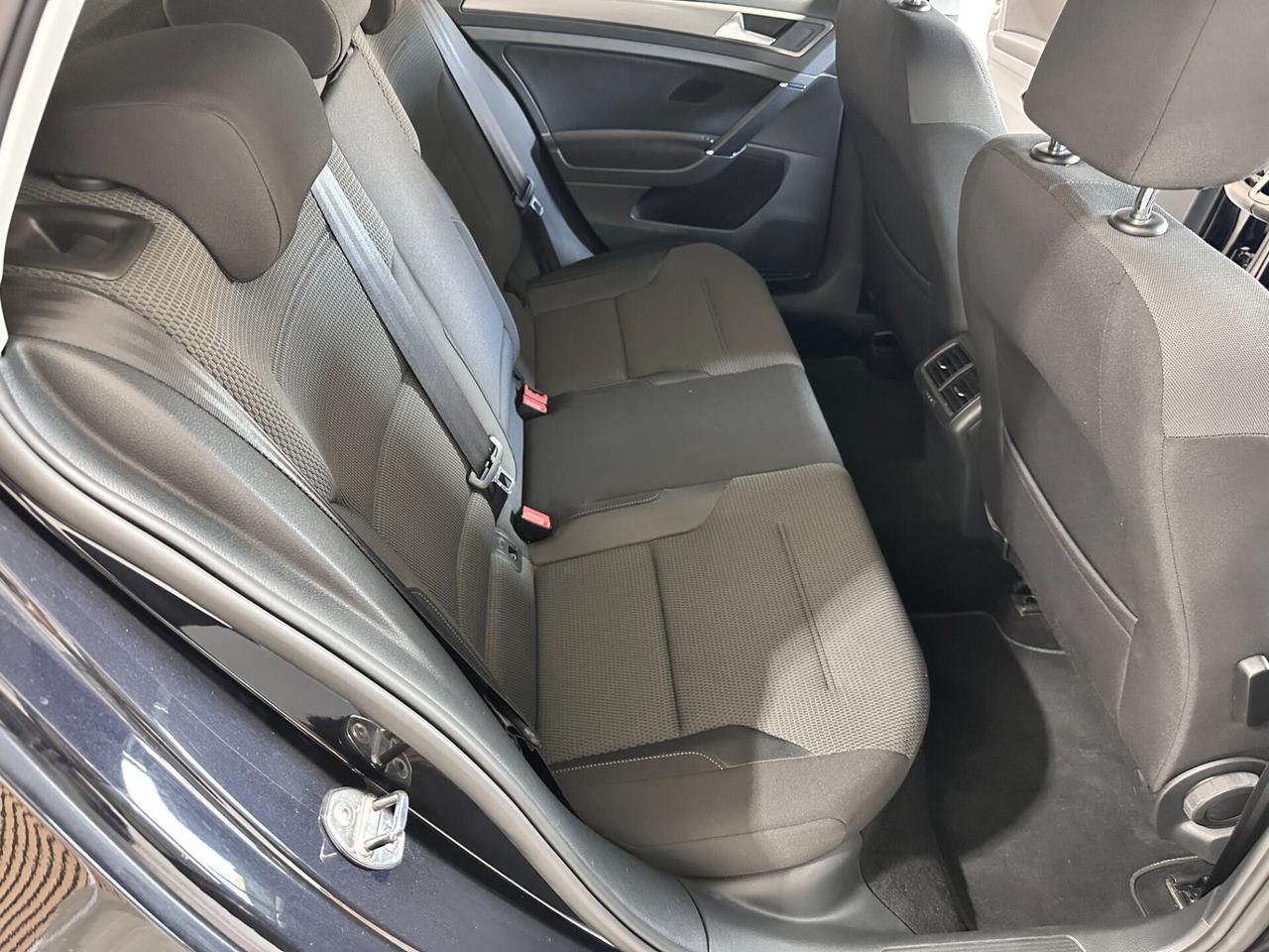 Volkswagen Golf 1.6 TDI 5p. Comfortline - Km 75.00