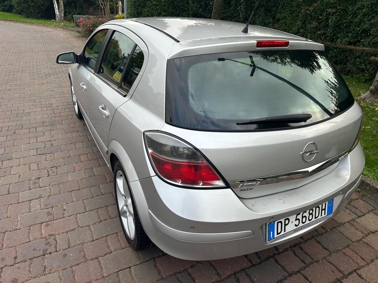 Opel Astra 2008 diesel 1.7 NEOPATENTATI