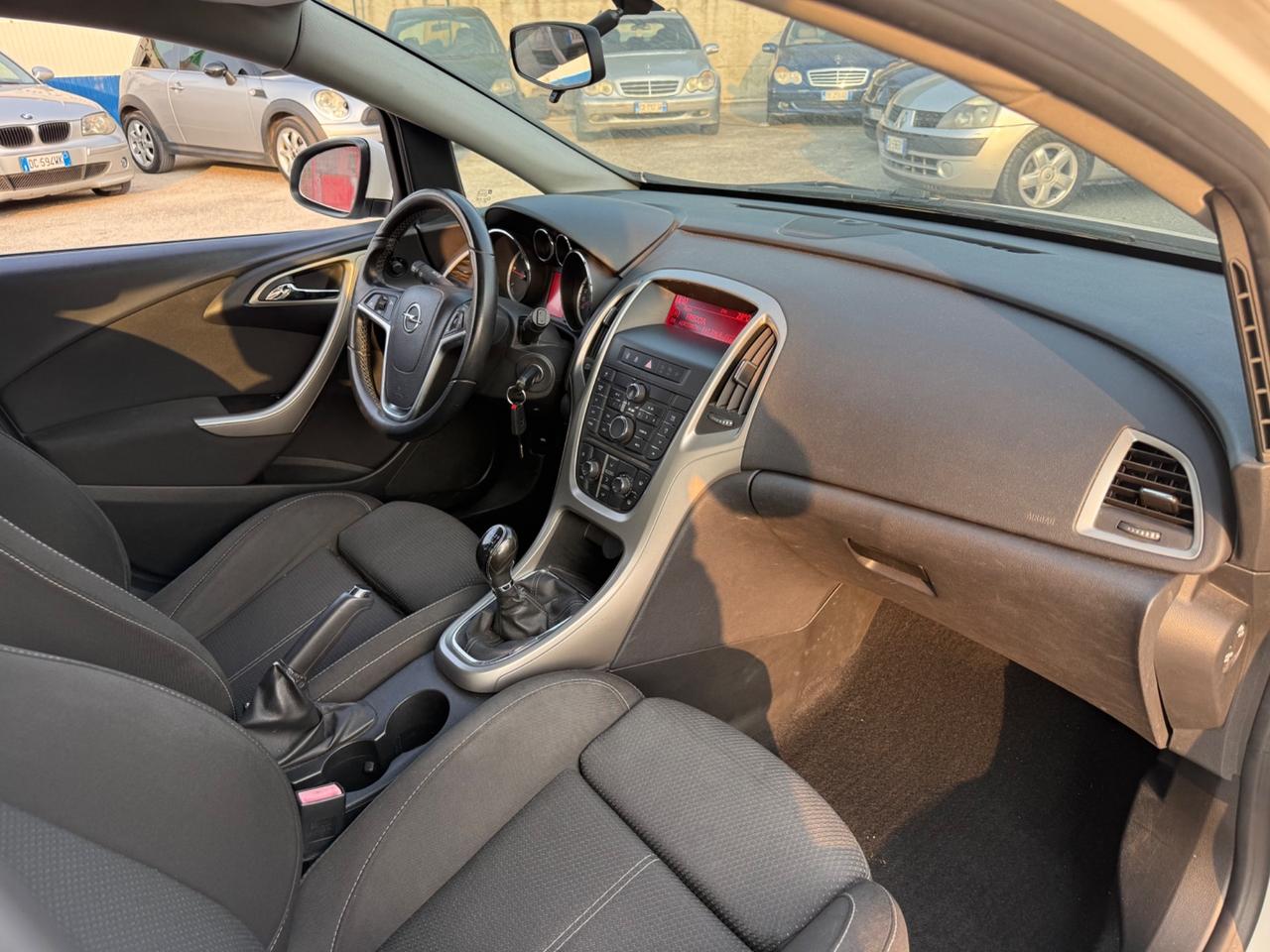 Opel Astra 1.7 CDTI 110CV 5 porte Cosmo
