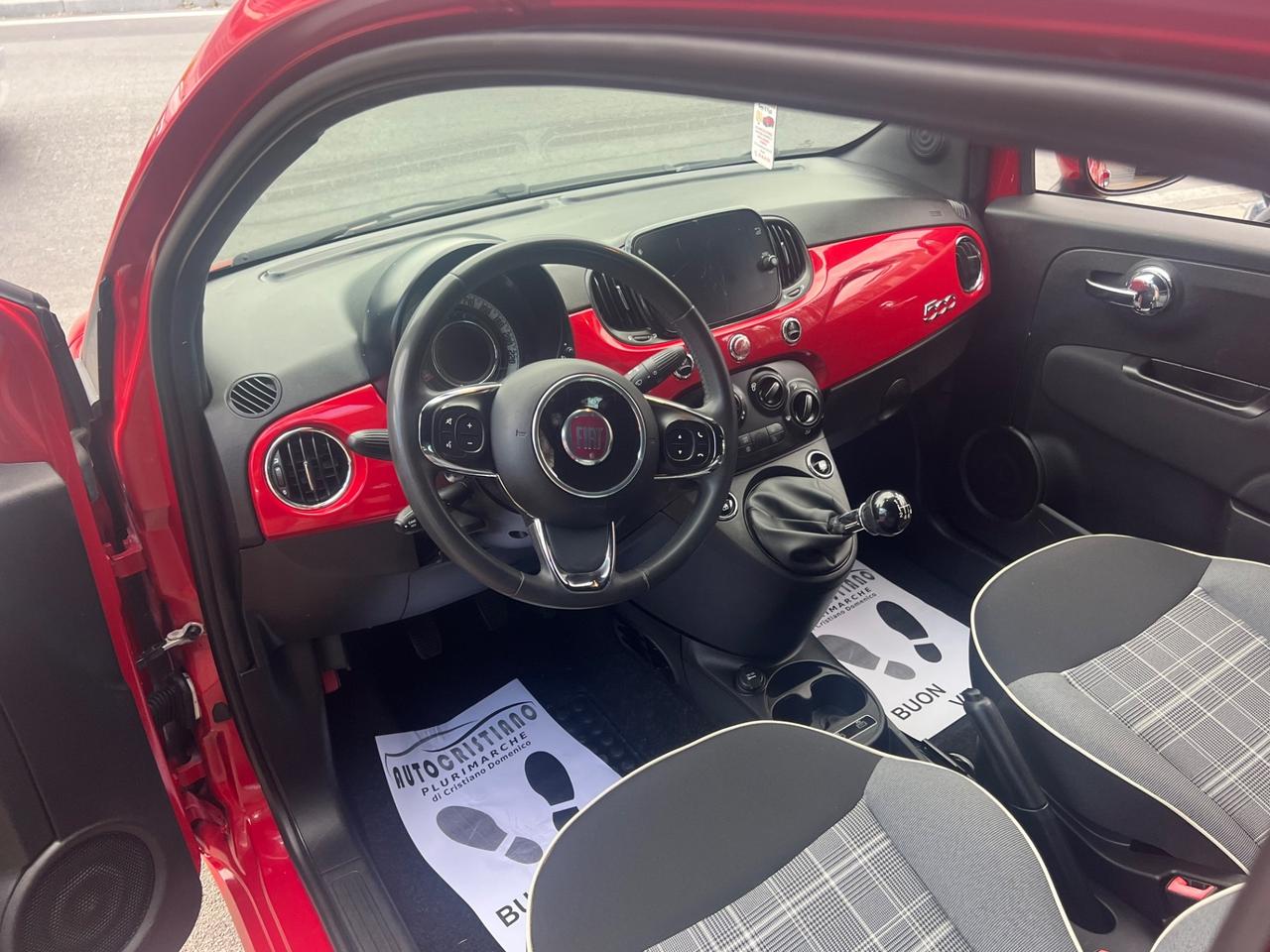 Fiat 500 1.0 Hybrid Red
