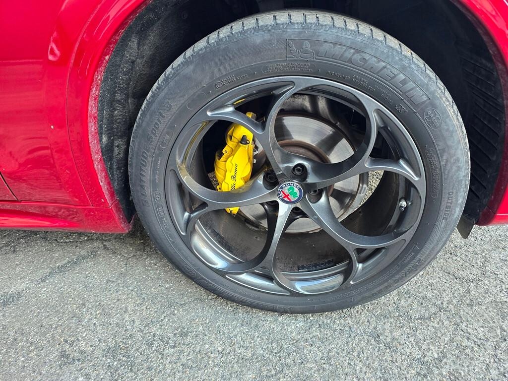Alfa Romeo Stelvio 2.0 Turbo 280 CV Q4 VELOCE