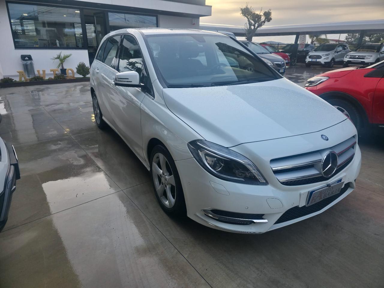 Mercedes-benz B 180 CDI BlueEFFICIENCY Premium