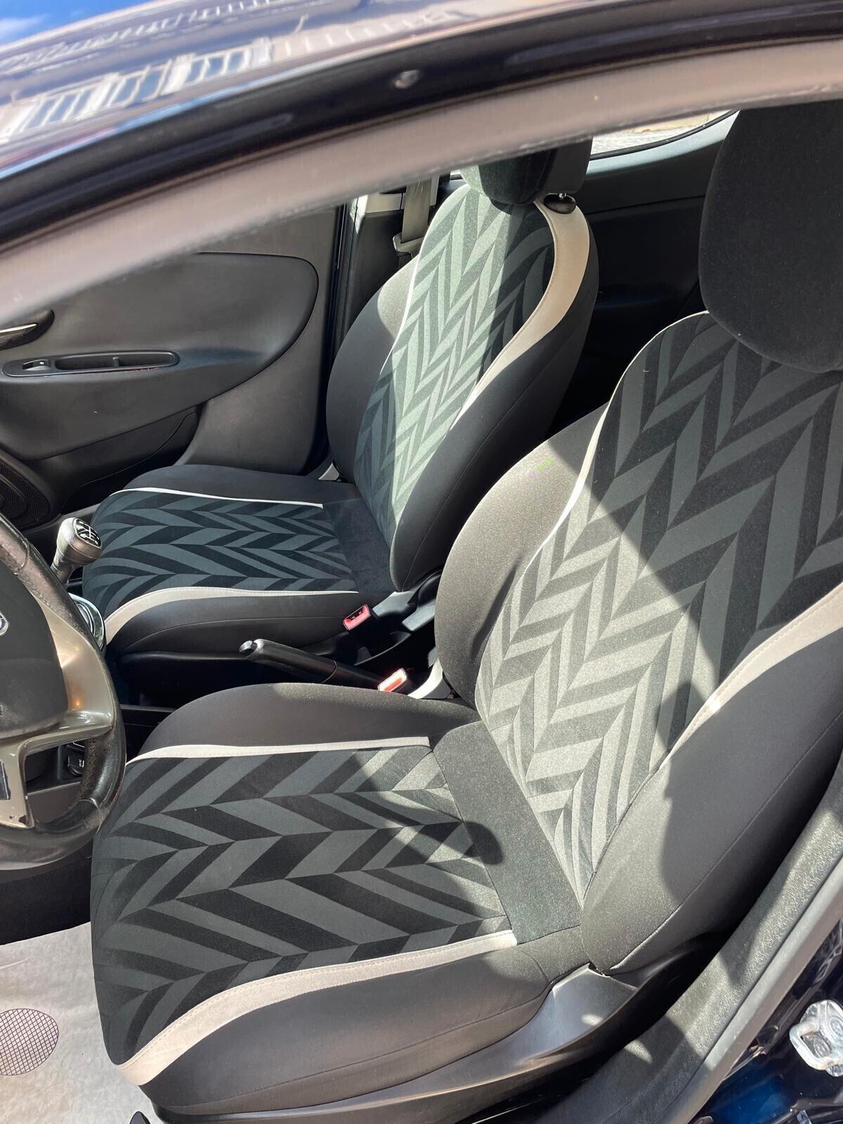 Lancia Ypsilon 1.3 MJT 16V 95 CV 5 porte S&S Gold