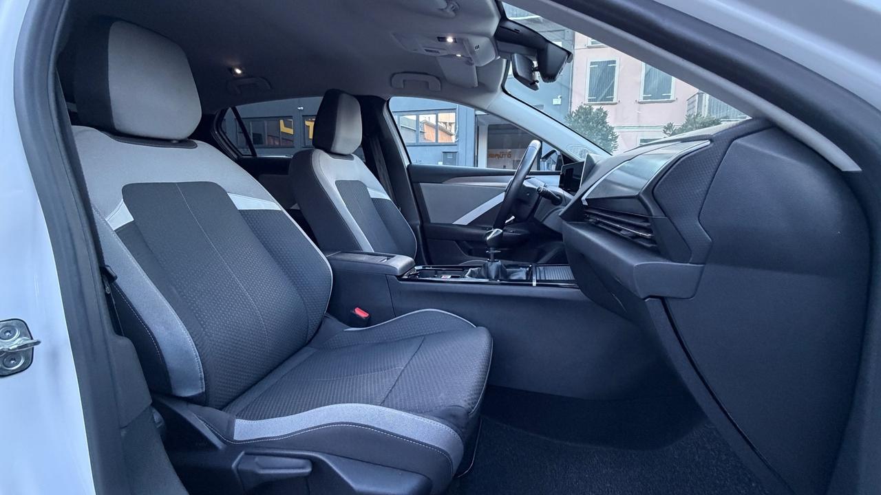 OPEL ASTRA 1.5 TURBO DIESEL BUSINESS ELEGANCE 131CV - FULL LED, VIRTUAL COKPIT, NEOPATENTATI