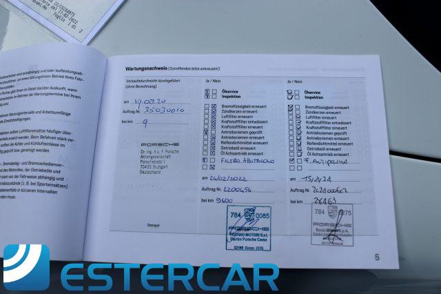 PORSCHE 911 992 Carrera