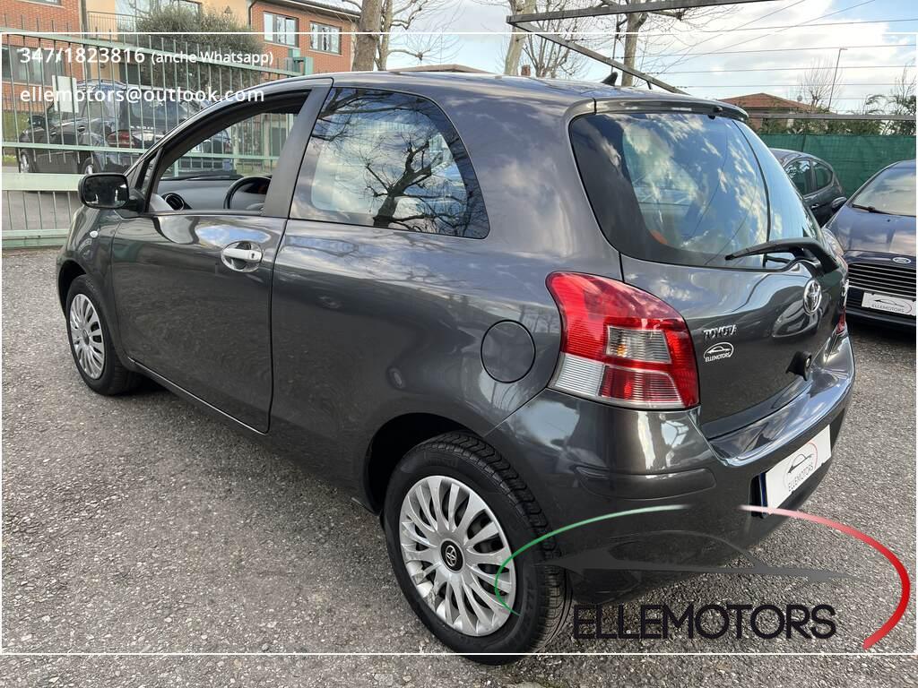 Toyota Yaris 3 Porte 1.0 Sol