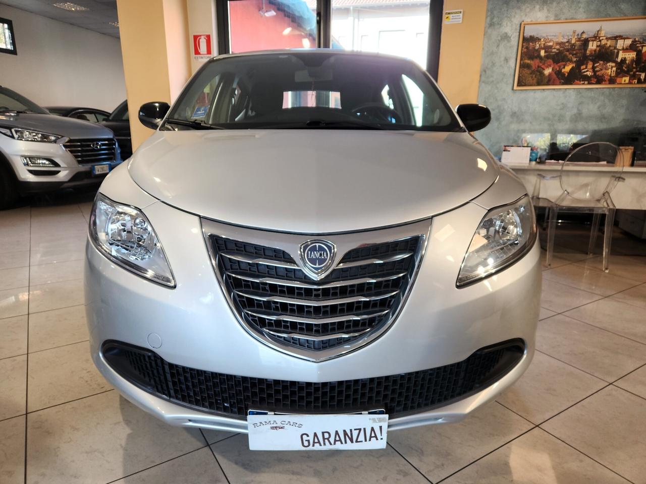 Lancia Ypsilon