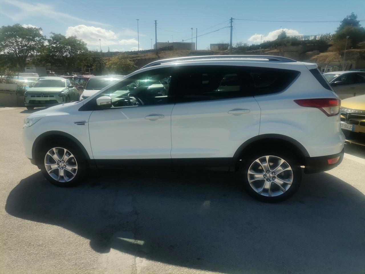 Ford Kuga 2.0 TDCI 150 CV S&S 4WD Powershift Titanium