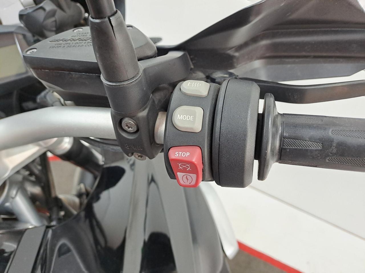 Bmw R 1200 GS + Motorrad Navigator IV