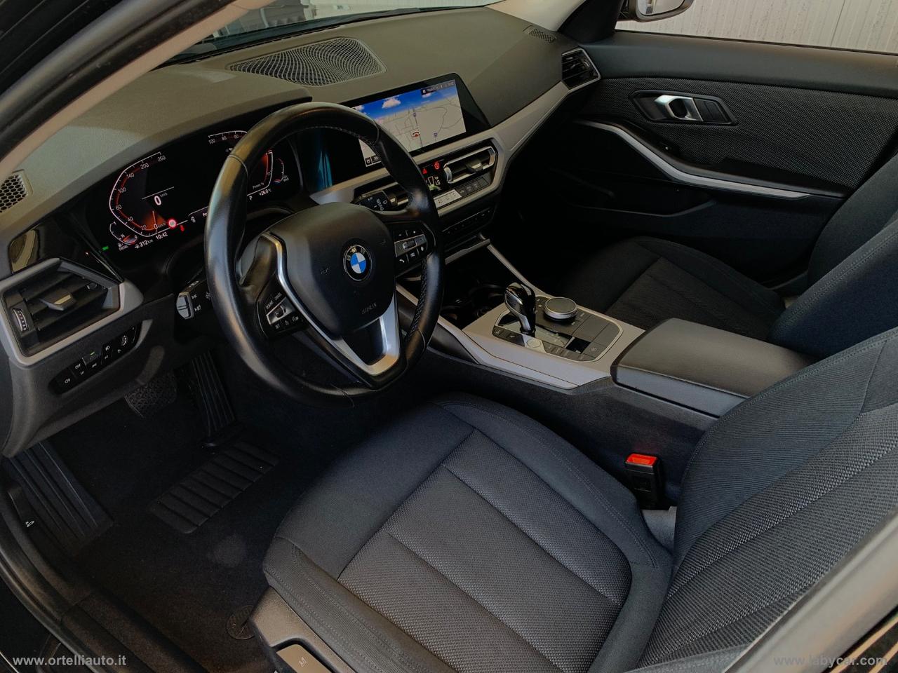 BMW 318d 48V Touring Business Advantage