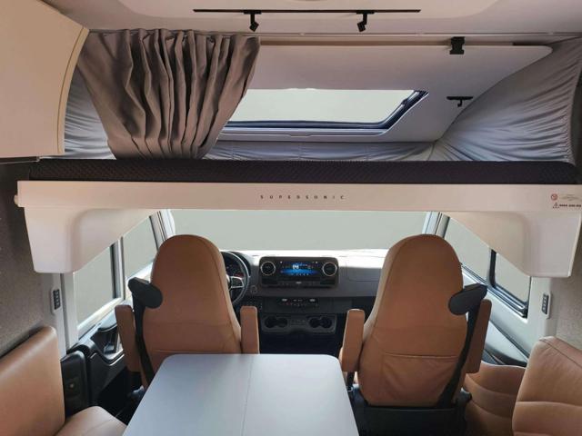 MERCEDES-BENZ Adria Super Sonic 890 LC