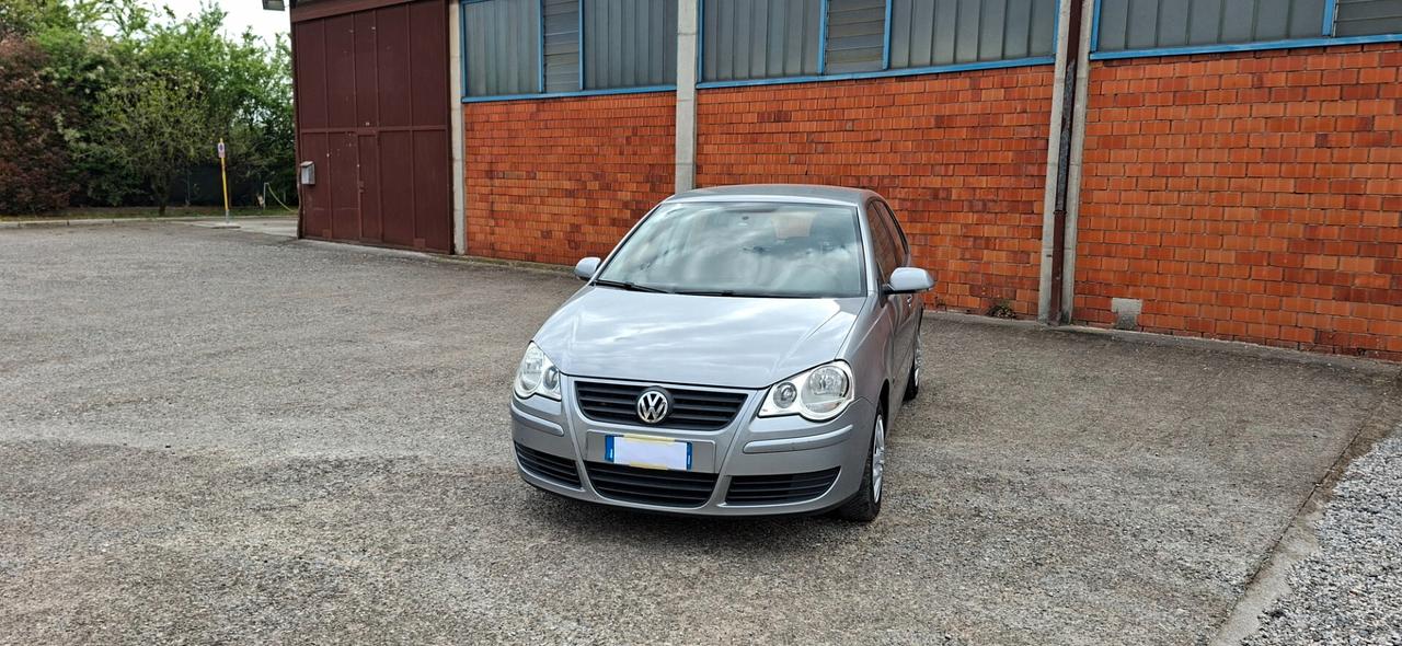 Polo 1.4/80CV 16V 5p. Comfortline X Neopatentati