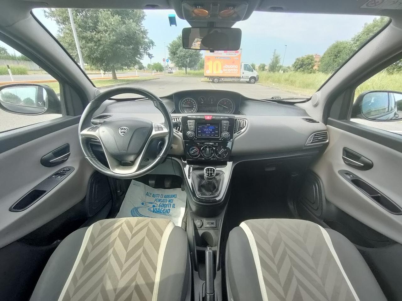 LANCIA Ypsilon 1.2 69cv
