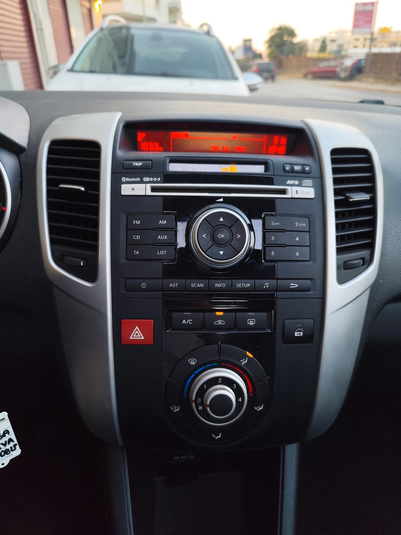 Kia Venga 1.4 CRDi 90CV *TETTO APRIBILE*