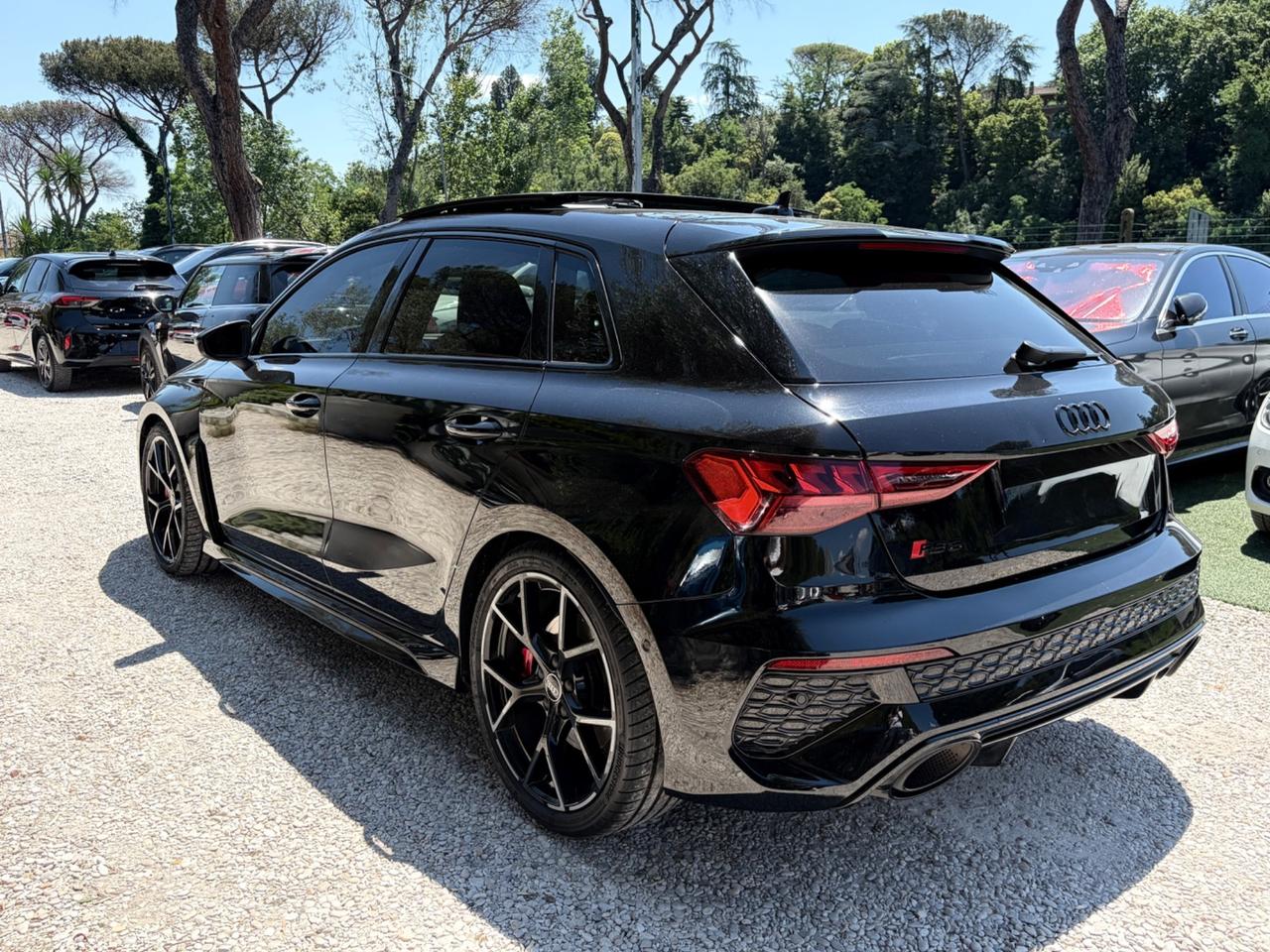 Audi RS3 Head-up display tetto bang&olufsen radar pack performance