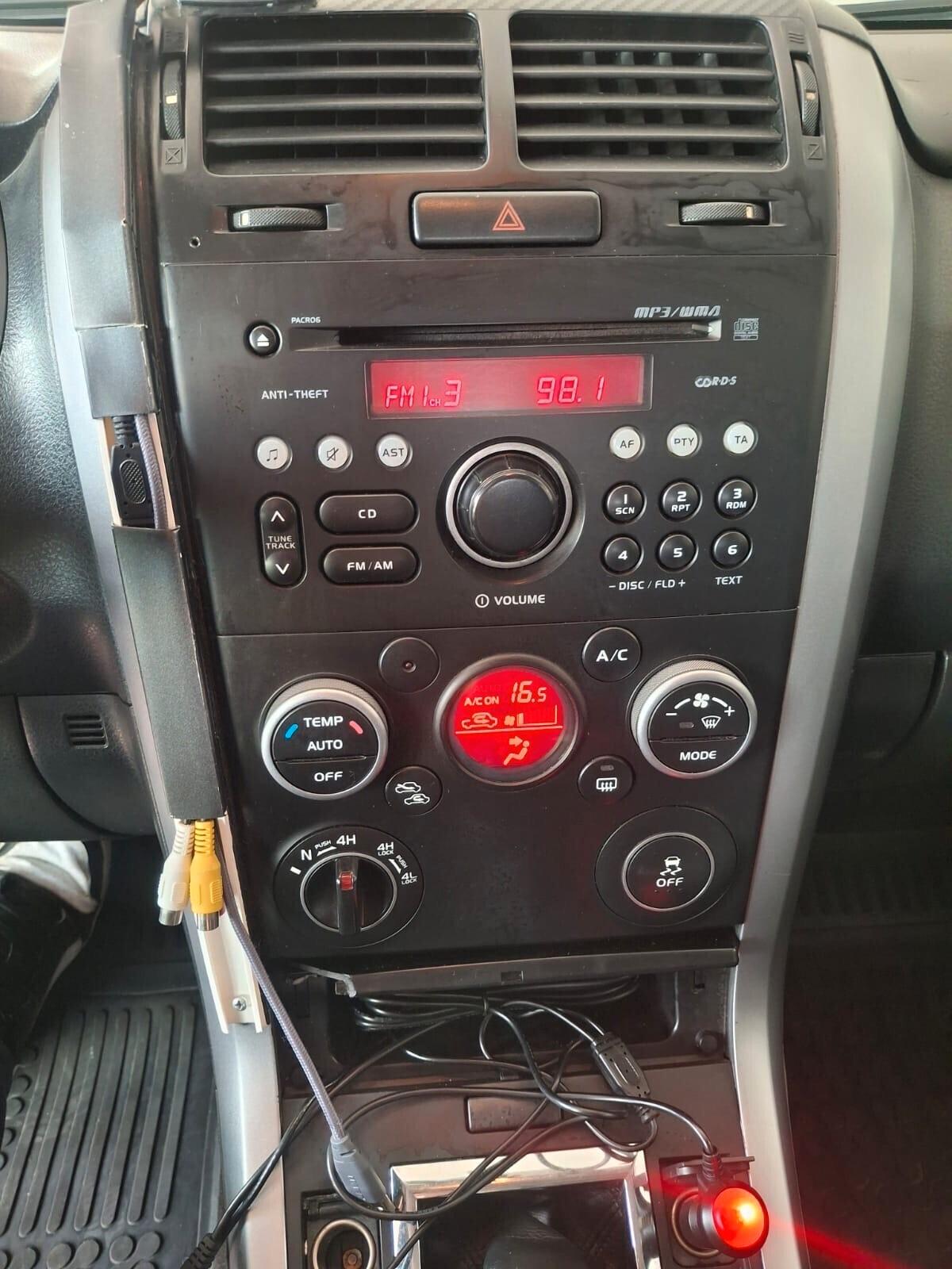 Suzuki Grand Vitara offroad Evolution 3p