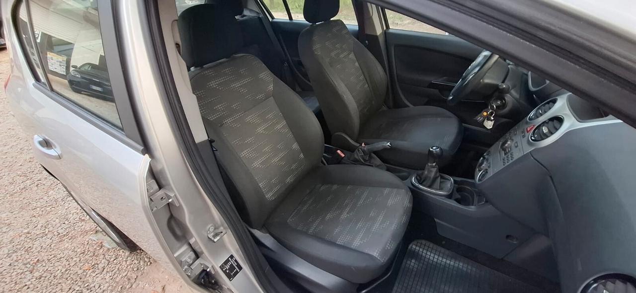 Opel Corsa 1.2 5 porte Sport