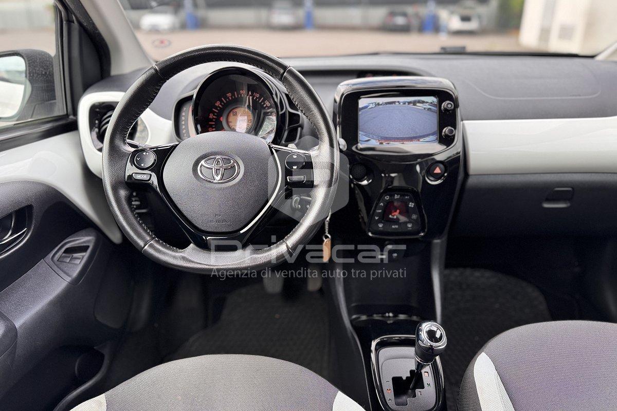 TOYOTA Aygo 1.0 VVT-i 69 CV 5 porte x-clusiv MMT