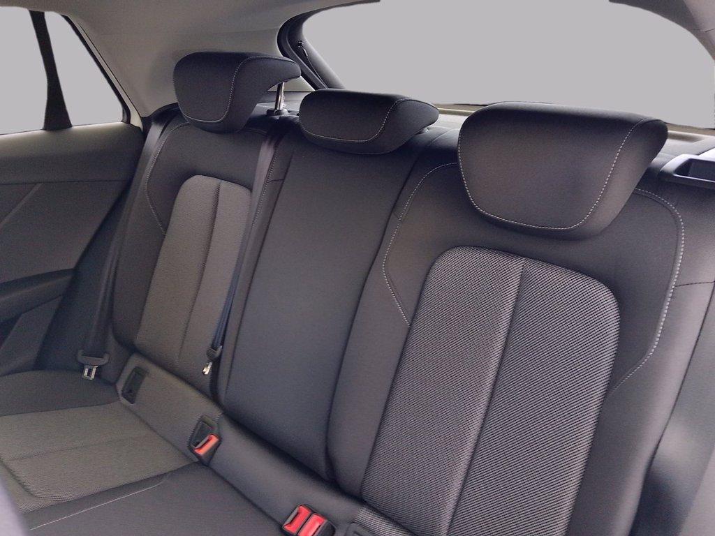 AUDI Q2 35 2.0 tdi identity black s-tronic del 2026