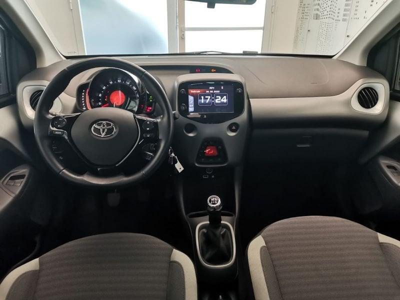 Toyota Aygo 2ª serie Connect 1.0 VVT-i 72 CV 5p. x-play