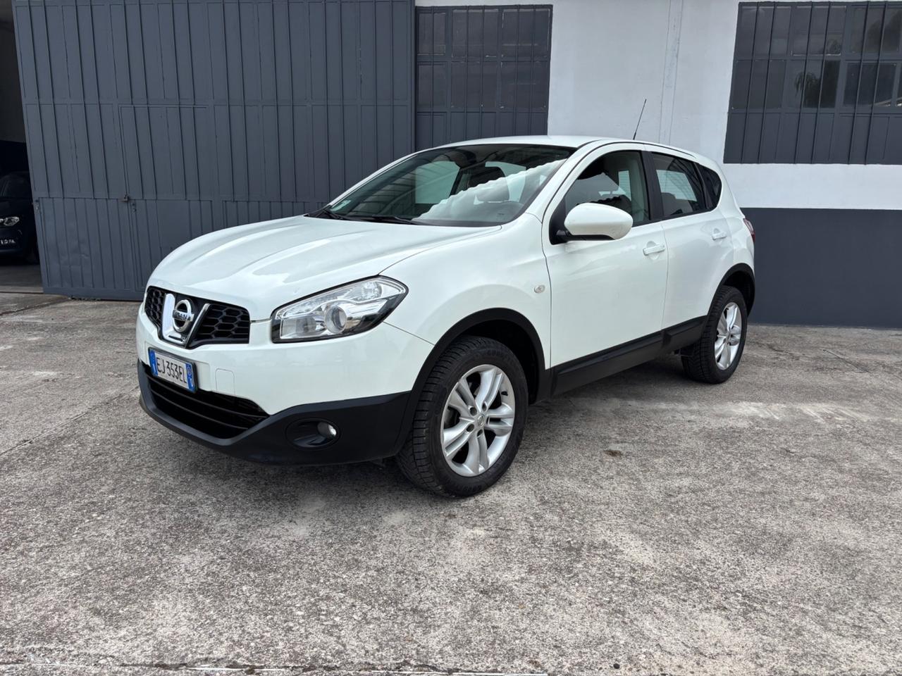 Nissan Qashqai 2.0 dCi . Garanzia 12 mesi