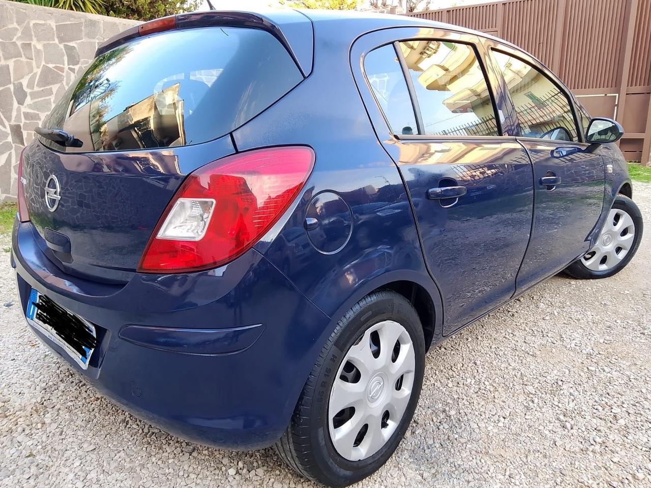 Opel Corsa 1.4 16V 5 porte Sport (automatica)