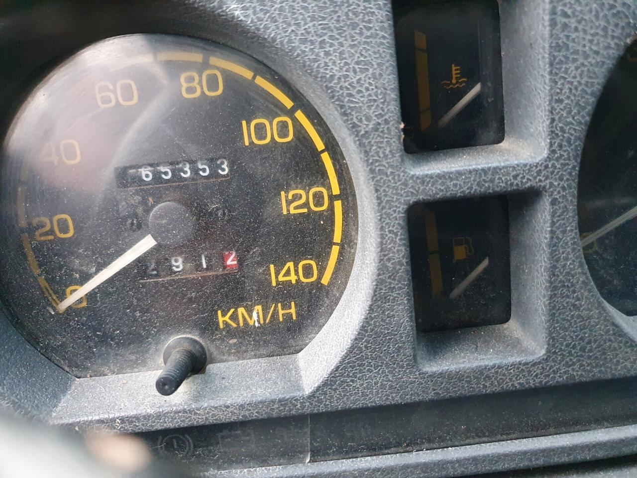 Suzuki SJ 413 SJ413 Berlina TA Autocarro