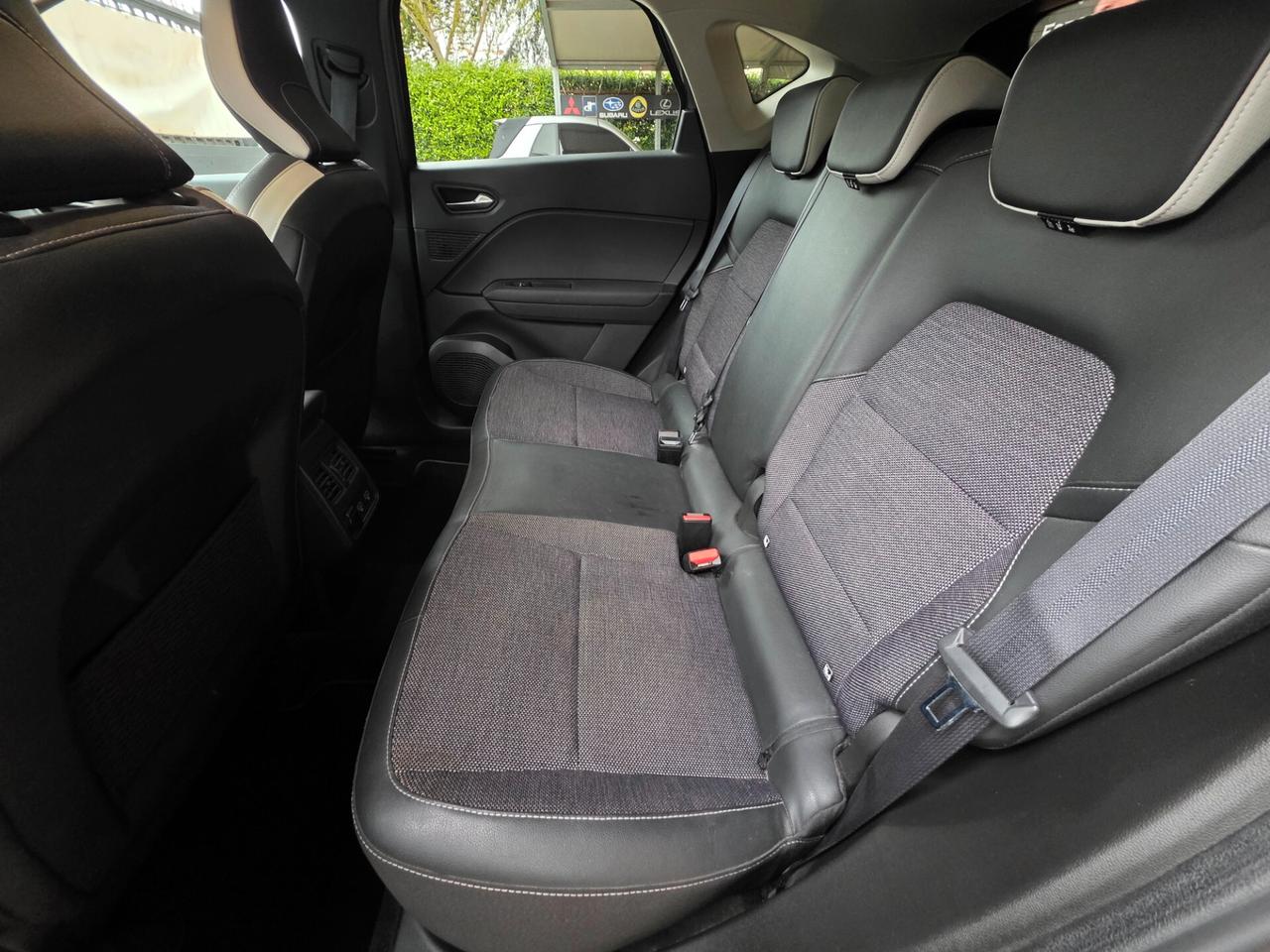Renault Captur E-TECH INITIALE