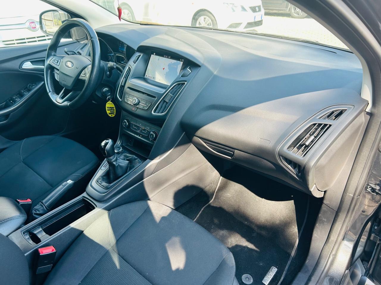 Ford Focus 1.6 120 CV GPL Titanium