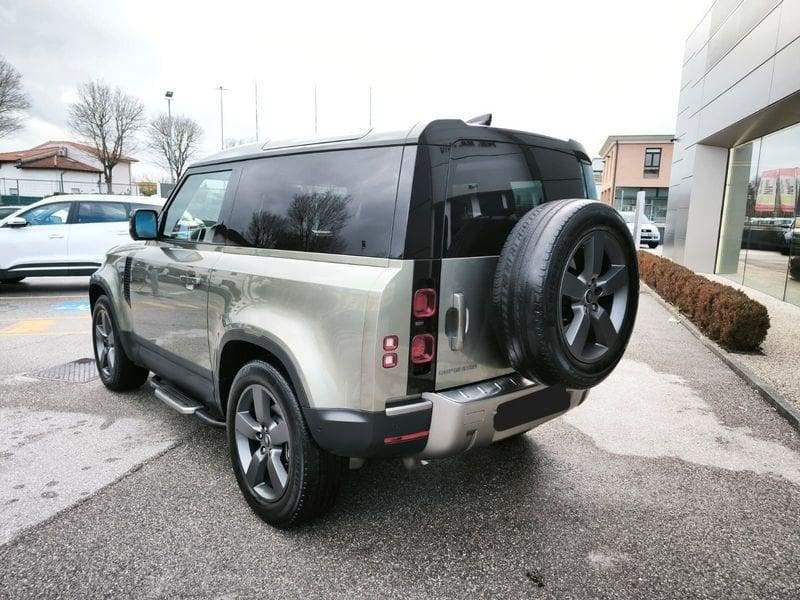 Land Rover Defender 90 3.0D I6 250CV X-Dynamic SE