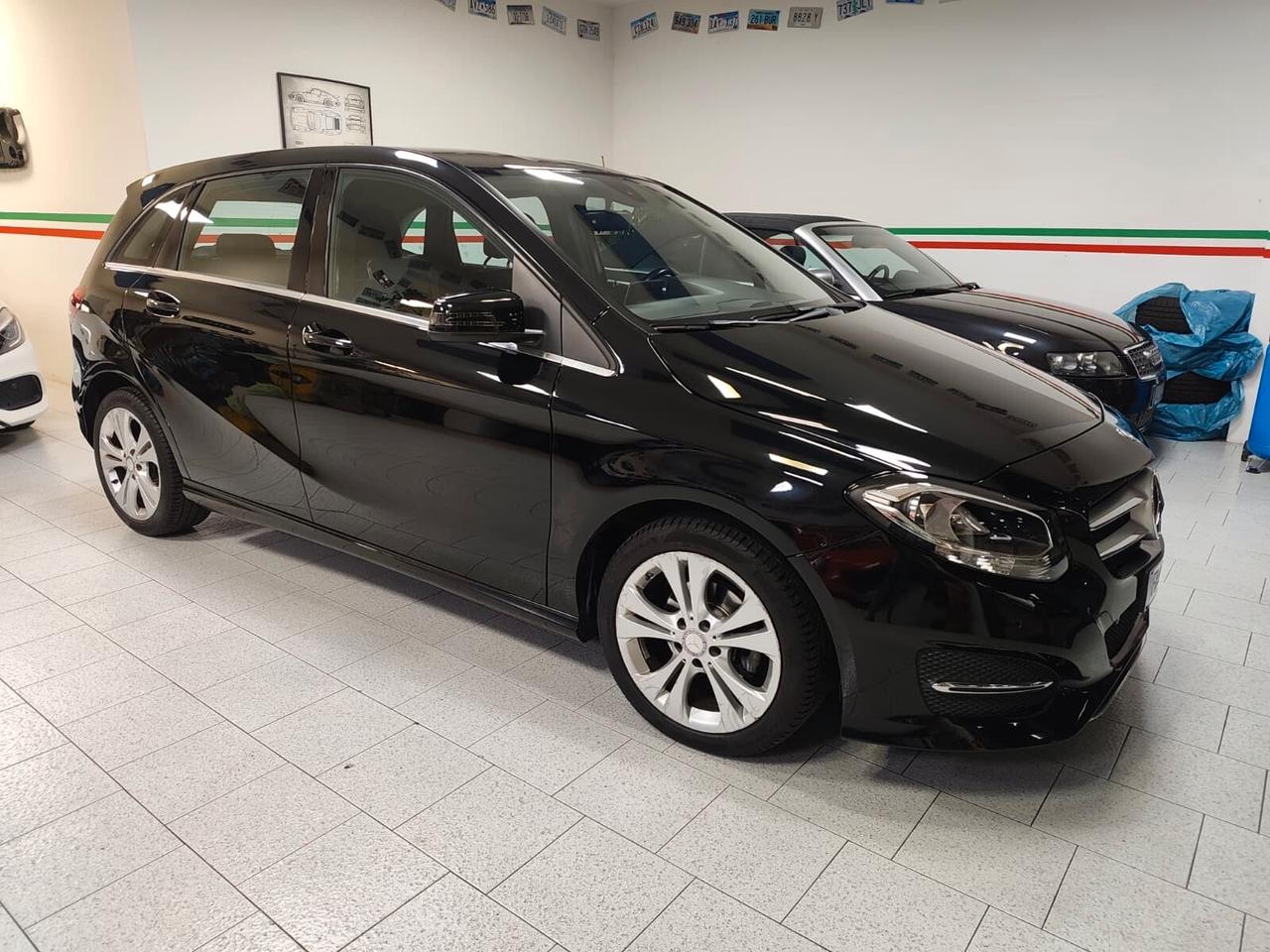 Mercedes-benz B180d SPORT NEOPATENTATI UNICO PROP