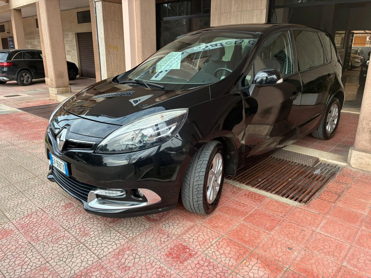 Renault Scenic XMod 1.5dCi110CV perfetta-14