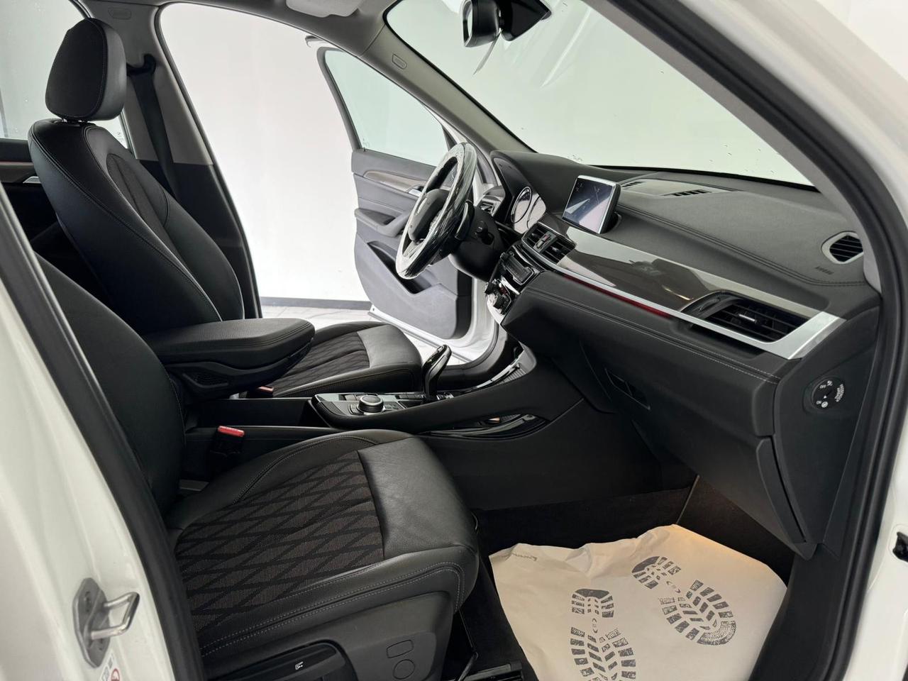 Bmw X1 sDrive20d xLine-60 MILA KM -GARANTITO-2019