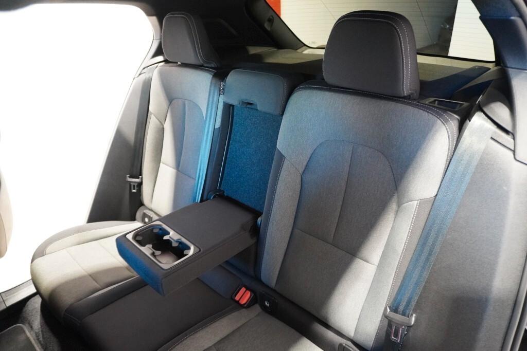 VOLVO XC40 1.5 T2 129CV AUTOM. CORE ( FARI LED - COCKPIT - CRUISE - NAVI - MIRROR - PDC - TELECAMERA POST. - CERCHI 18 )