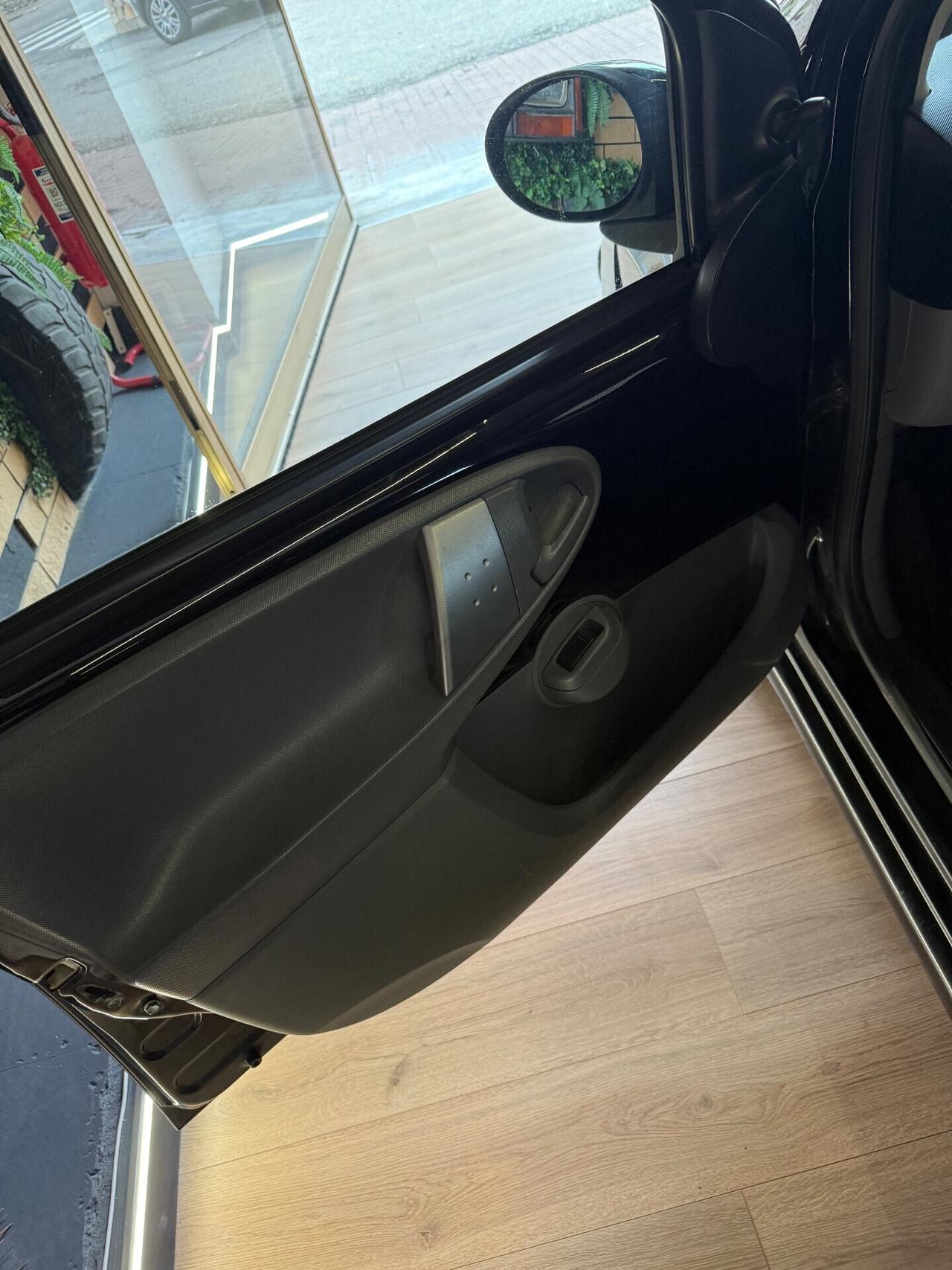 Toyota Aygo 1.0 5 porte