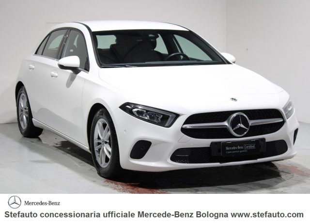 MERCEDES-BENZ A 180 d Business Navi