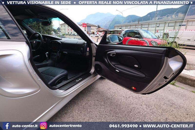 Porsche 911 996 Turbo Coupé MANUALE 3.6