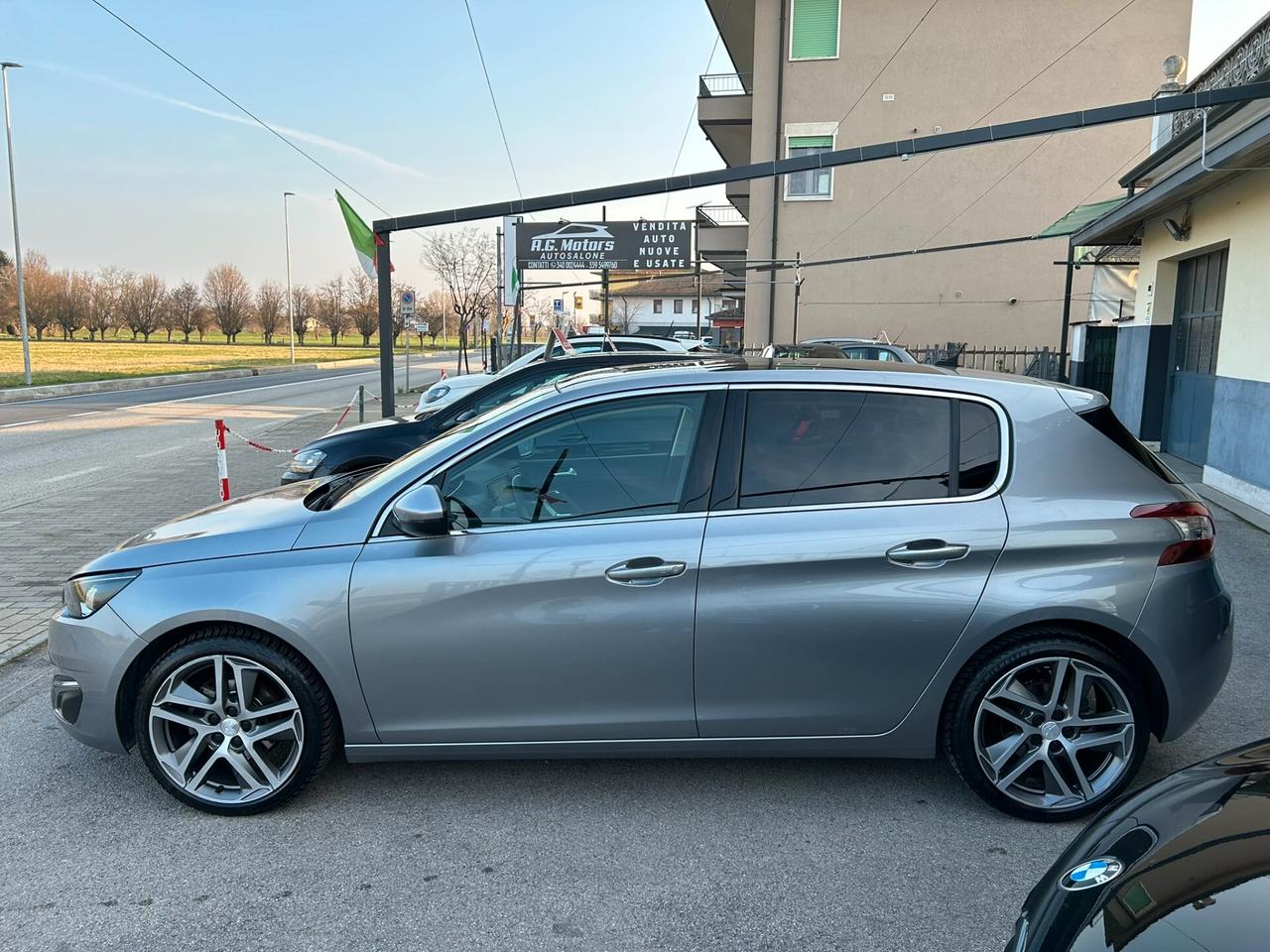 PEUGEOT 308 1.2 PureTech 130CV Allure - PANORAMA