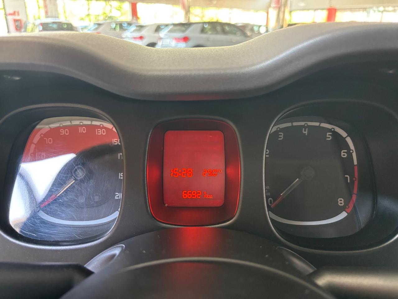 Fiat Panda 1.2 Connected by Wind