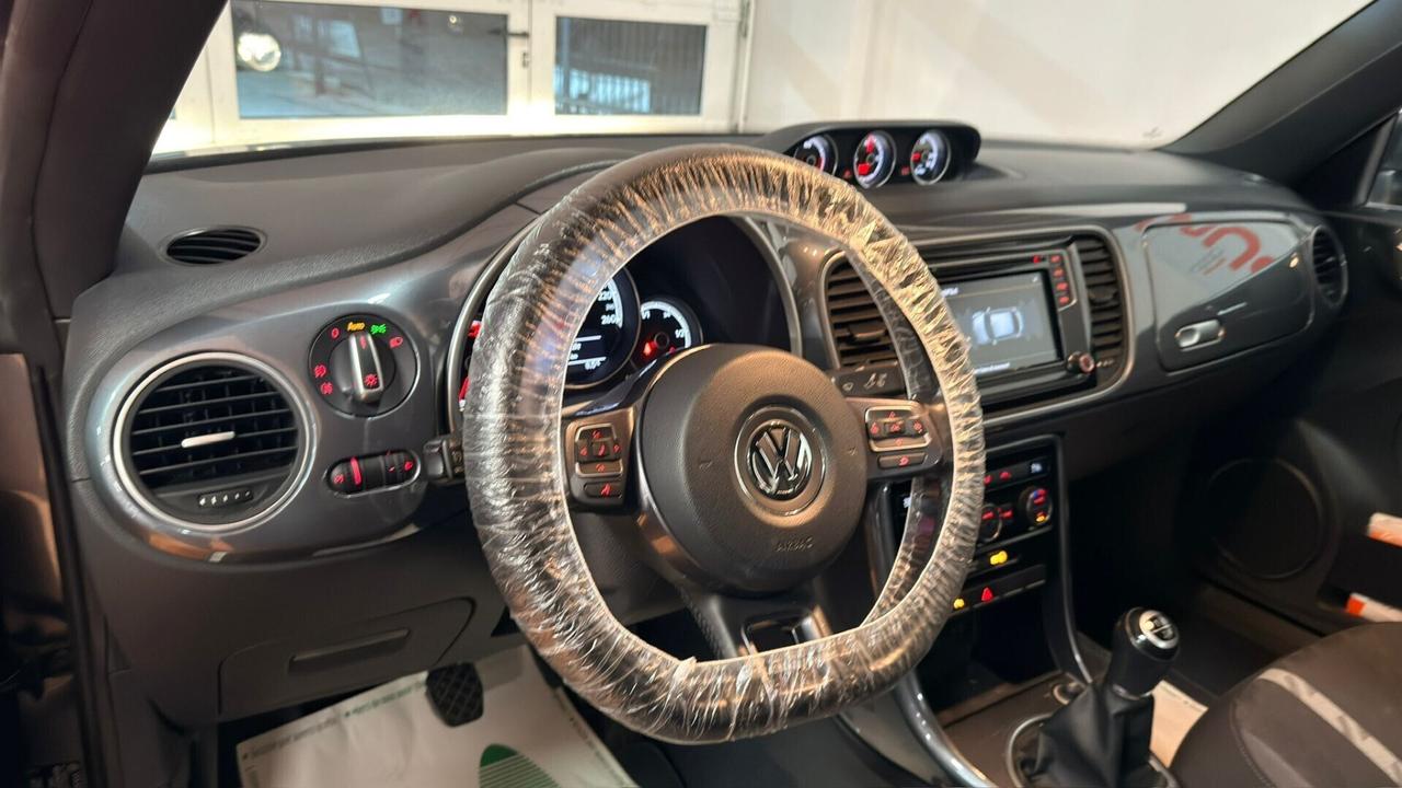 Volkswagen Maggiolino 2.0 TDI Design BlueMotion Te
