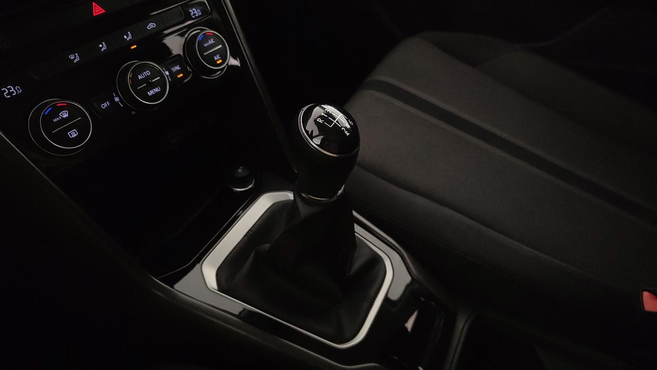 VOLKSWAGEN T-Roc I 2017 - T-Roc 1.6 tdi Style