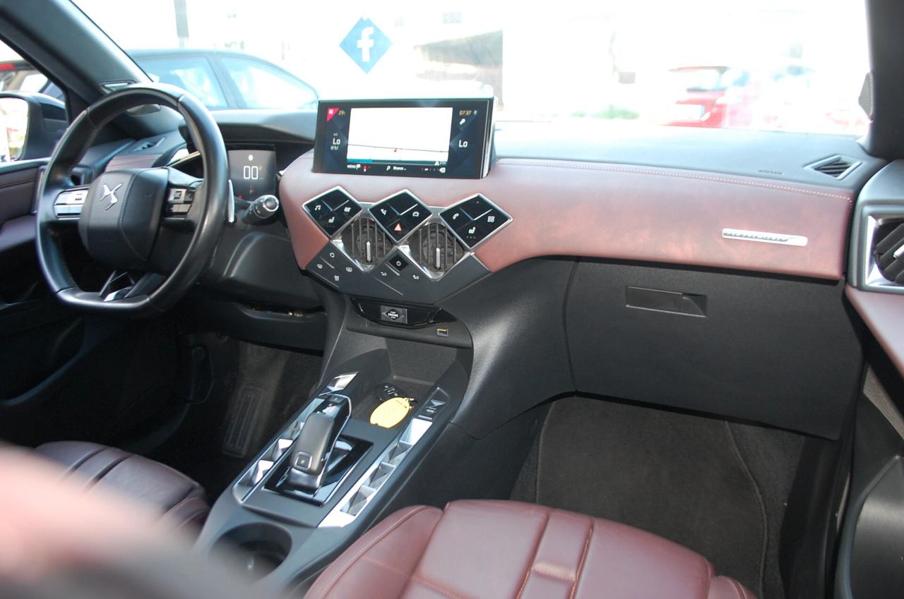 DS Automobiles DS 3 Crossback DS3 1.2 puretech La Premiere 155CV auto Pelle Navi Led