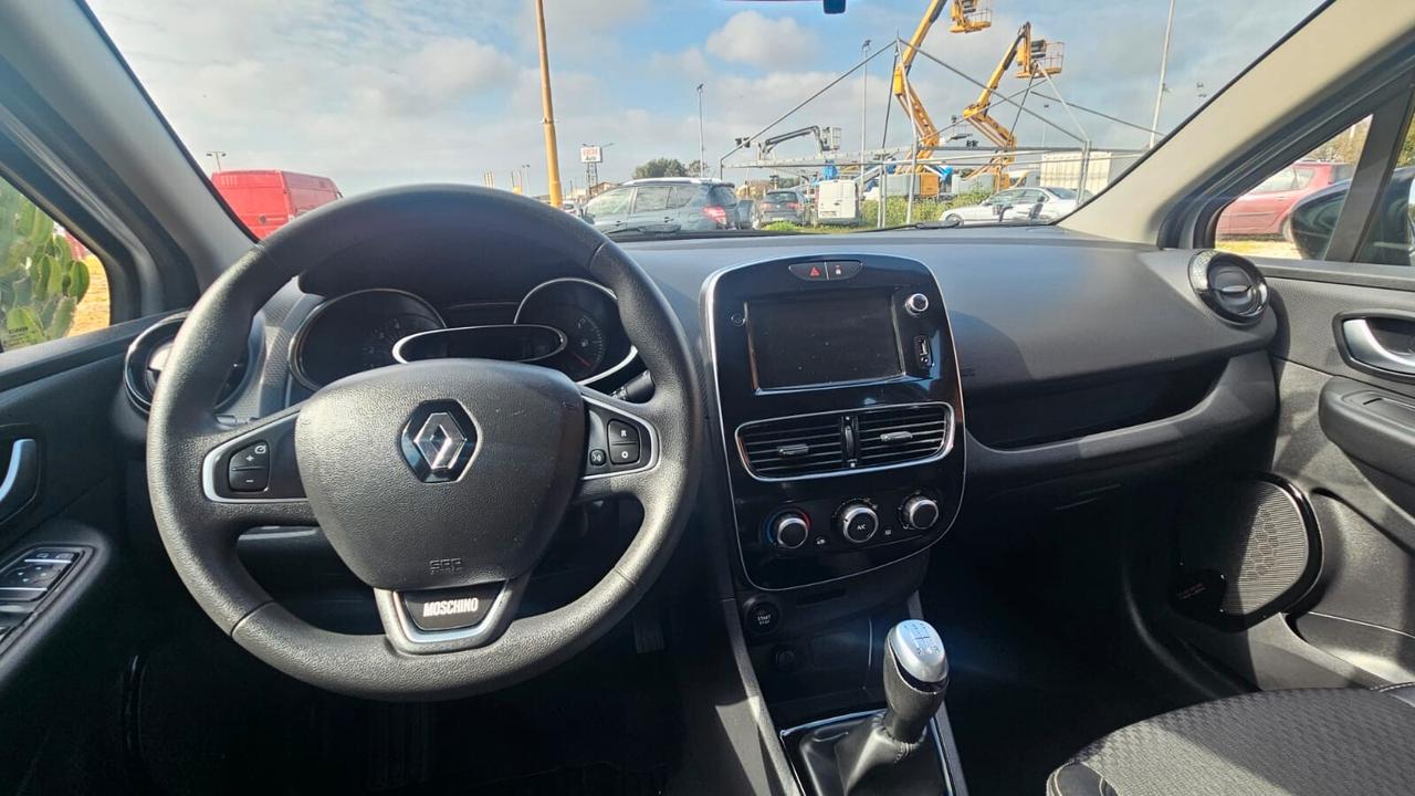 Renault Clio dCi 8V 75 CV 5 porte Moschino Life