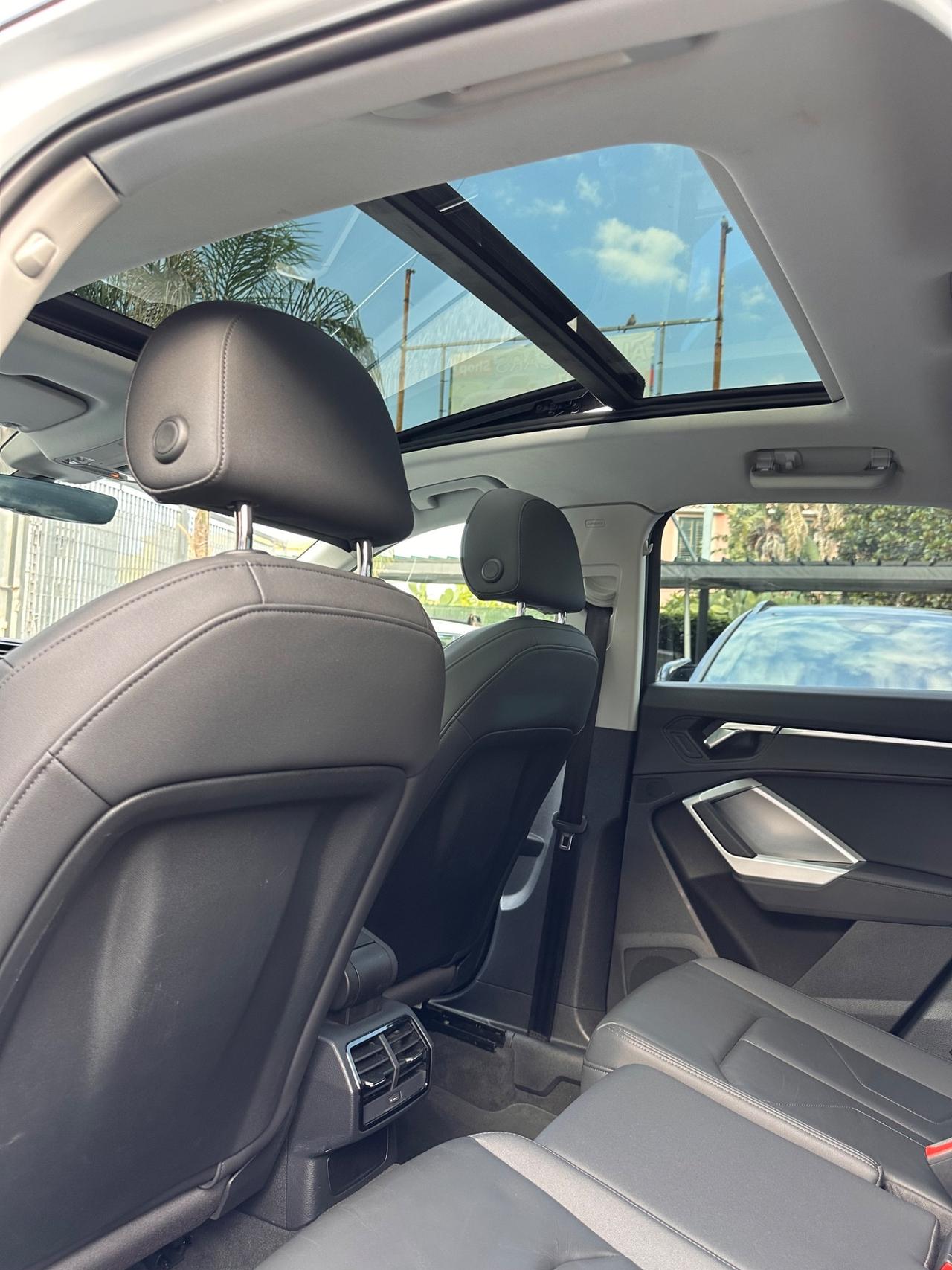 Audi Q3 35 TDI S tronic Business Advanced